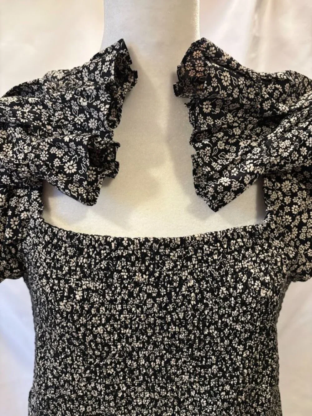 MADEWELL Lucie Elbow-Sleeve Smocked Dress in Parisian Ditsy - size Large - Picture 12 of 16